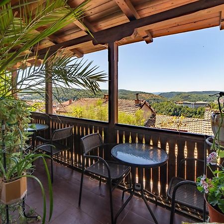 Винената Къща Veliko Tarnovo Kültér fotó